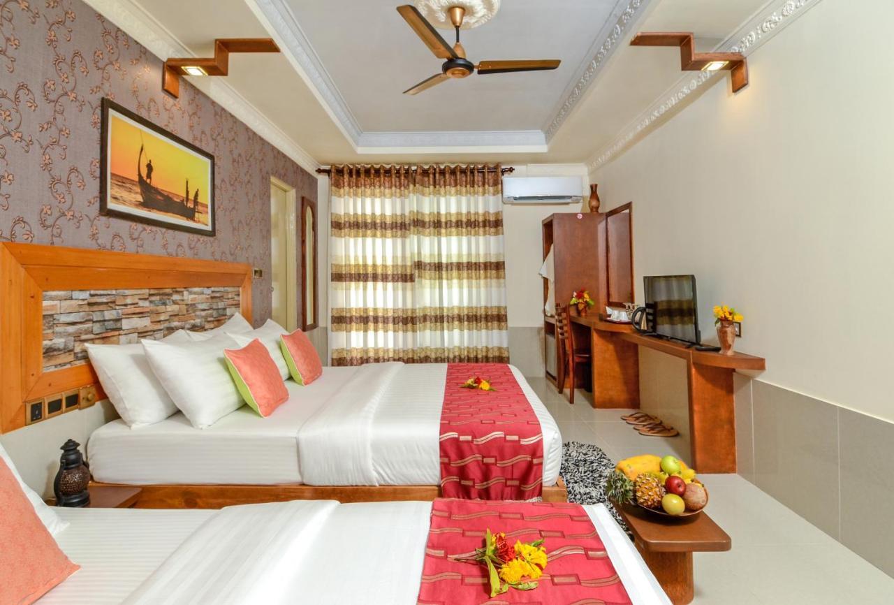 Maladiwa Beach & Spa มาฟุชิ ภายนอก รูปภาพ