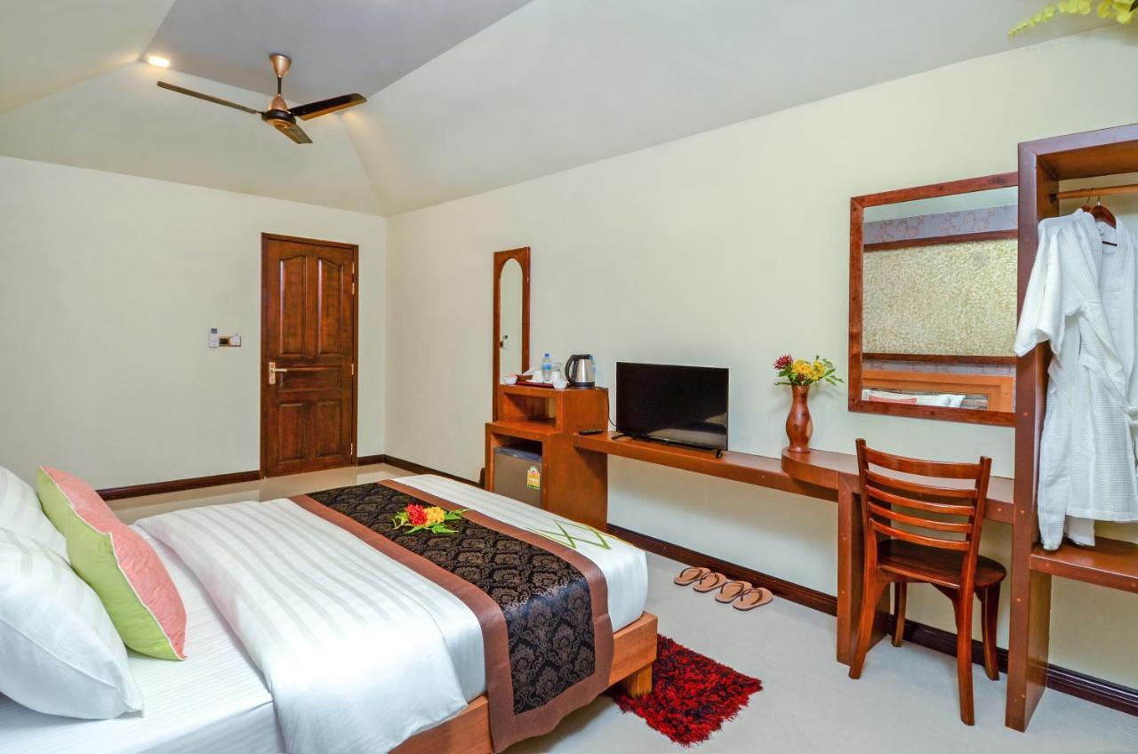Maladiwa Beach & Spa มาฟุชิ ภายนอก รูปภาพ