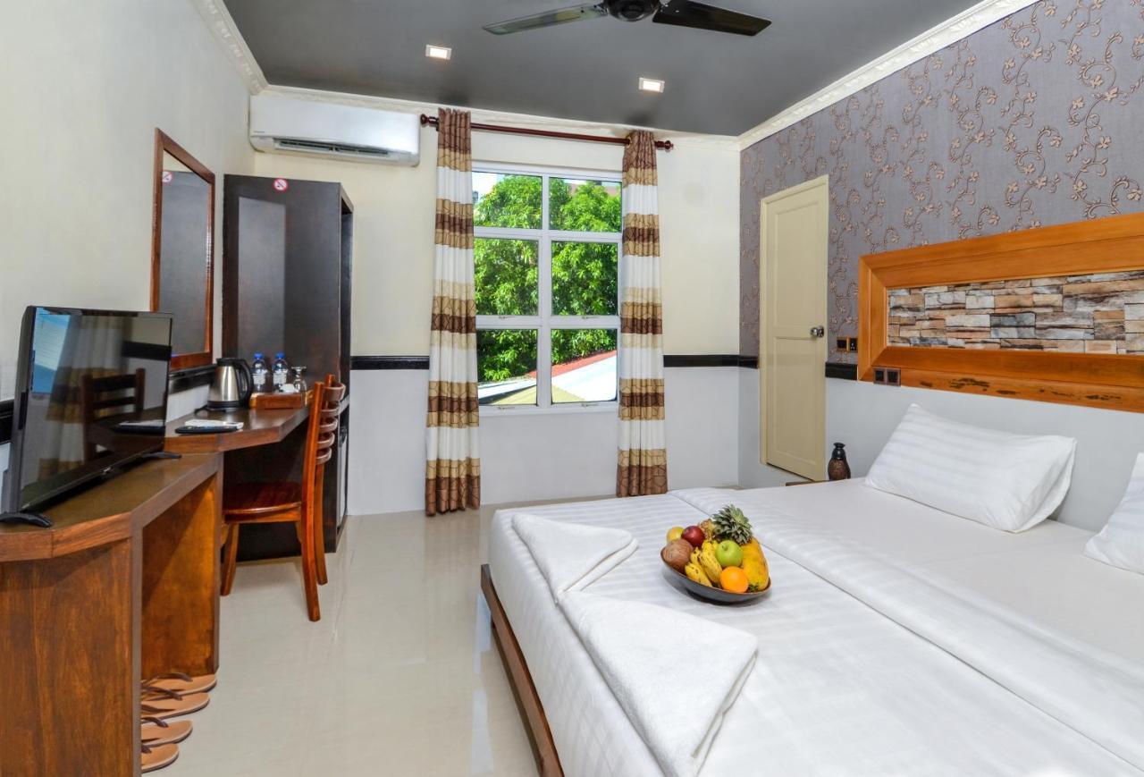 Maladiwa Beach & Spa มาฟุชิ ภายนอก รูปภาพ