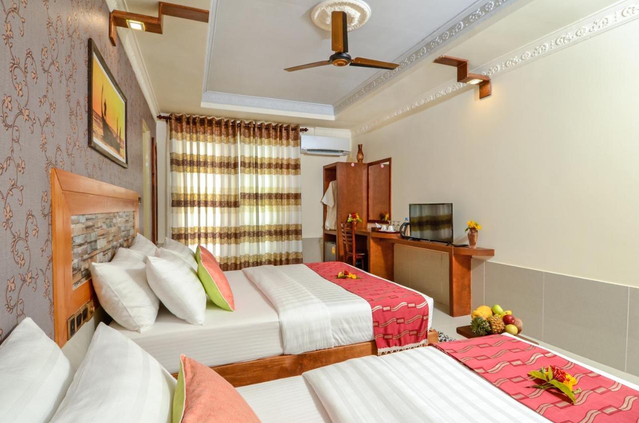 Maladiwa Beach & Spa มาฟุชิ ภายนอก รูปภาพ